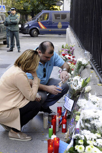 Madrid in Trauer um Opfer der Terroranschläge in Paris