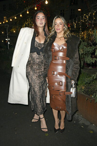 Magical Christmas Ball von LeGer by Lena Gercke in Berlin