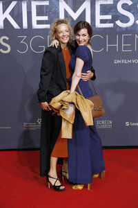 Filmpremiere 'Mackie Messer - Brechts Dreigroschenfilm' in Berlin