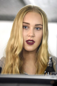 Marcel Ostertag Fashion Show auf der Mercedes-Benz Fashion Week Autumn/Winter 2016 in Berlin