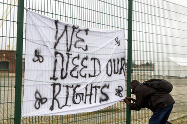 Flüchtlinge im Flüchtlingslager in Calais