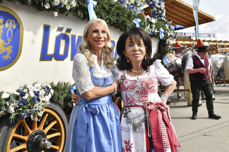 Regines Damenwiesn beim Oktoberfest 2026 in München