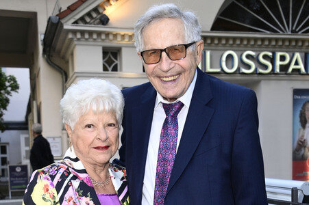 Überraschungsgala zum 90. Geburtstag von Dieter Hallervorden in Berlin