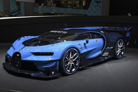 Zweiter Pressetag auf der IAA 2015 in Frankfurt