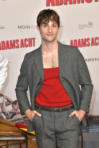 Filmpremiere 'Adams Acht' in Berlin