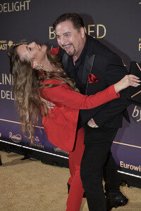 Weltpremiere der 'Blinded by Delight' Grand Show 2025 in Berlin