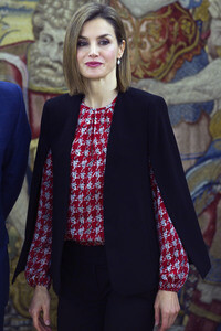 Königin Letizia im Palacio de la Zarzuela in Madrid