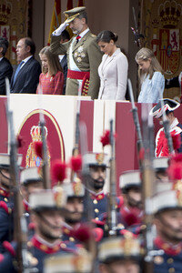 Militäparade zum Nationalfeiertag in Madrid