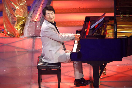 TV-Show 'Das Adventsfest der 100.000 Lichter' 2025 in Suhl