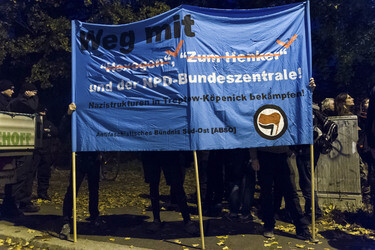 Kundgebung gegen Naziversand, Berlin