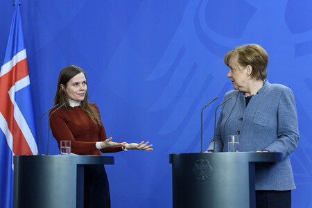 Pressekonferenz mit Angla Merkel und Katrin Jakobsdóttir in Berlin