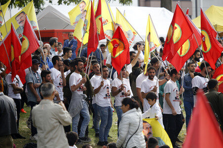 Kurden Großdemo in Köln