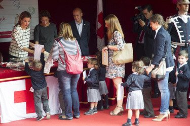 Red Cross Fundraising Day, Madrid