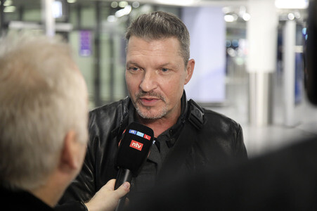 Abflug ins Dschungel-Camp 2026 vom Flughafen Frankfurt am Main