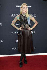 Maybelline New York Make-Up Runway Fashion Show auf der Mercedes-Benz Week Autumn/Winter 2016 in Berlin