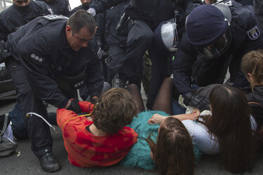 Gegendemonstration zum 'Marsch für das Leben', Berlin