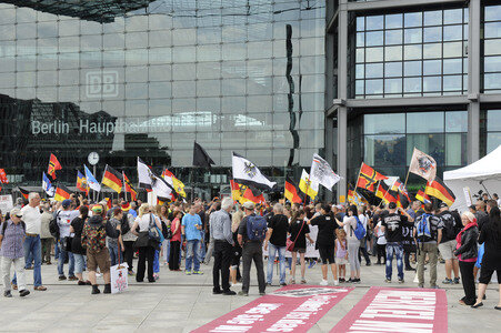 'Merkel muss weg' Demo in Berlin