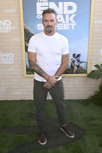 Filmpremiere 'The End of Oak Street' in Burbank