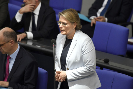 70. Sitzung des Deutschen Bundestages in Berlin