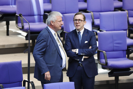 83. Sitzung des Deutschen Bundestages in Berlin
