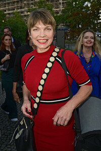 Theaterpremiere 'Der eingebildet Kranke' und 90. Geburtstag von Dieter Hallervorden in Berlin