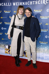 Premiere des 21. Original Roncalli Weihnachtscircus 2025 in Berlin