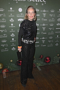 Weihnachts-Soirée mit Julian F. M. Stoeckel in Burg