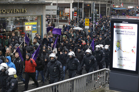 Demonstrationen gegen den AfD Bundesparteitag in Köln