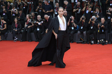 Filmpremiere 'Bugonia', Internationale Filmfestspiele von Venedig 2025