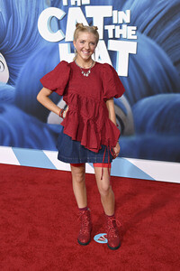 Filmpremiere 'Der Kater mit Hut' in Burbank