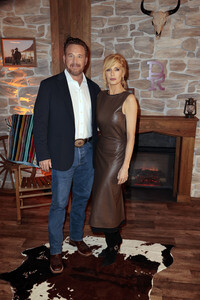 07.05.2026<br>Serienscreening 'Dutton Ranch' in Berlin