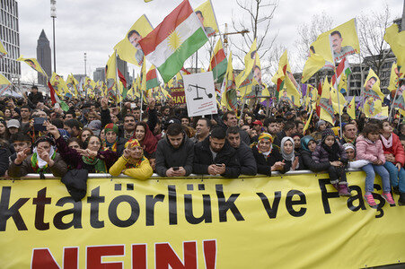 Kurden-Demonstration in Frankfurt