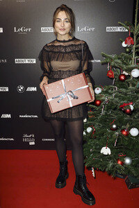 Lena Gerckes Christmas Dinner Party 2017 in Hamburg