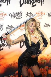 Halloween Party by Natascha Ochsenknecht im Berlin Dungeon