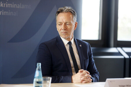 Pressekonferenz 'Bundeslagebilder Organisierte Kriminalität und Rauschgift' in Wiesbaden