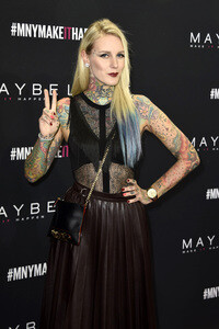 Maybelline New York Make-Up Runway Fashion Show auf der Mercedes-Benz Week Autumn/Winter 2016 in Berlin