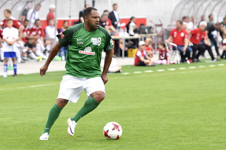 Benefizspiel Mertes 96-Freunde gegen Clemens Werderaner in Hannover