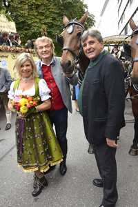 Wiesn-Einzug der Festwirte und Brauereien in München