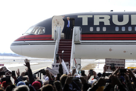 Wahlkampfrede von Donald Trump in Dubuque