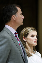 Spanish Royals Receive 'Ruta Quetzal BBVA 2014' Youth Group, Madrid