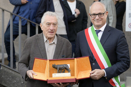 Verleihung des Lupa Capitolina an Robert De Niro in Rom