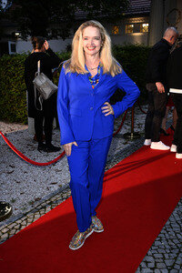 Theaterpremiere 'Der eingebildet Kranke' und 90. Geburtstag von Dieter Hallervorden in Berlin