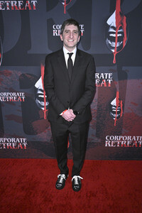 Filmpremiere 'Corporate Retreat' in Burbank