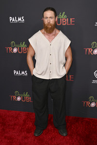Filmpremiere 'Double Trouble' in Burbank