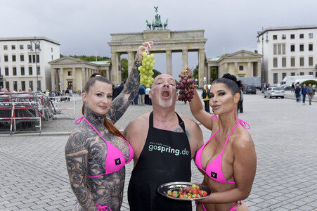 Fototermin zur Erotikmesse Venus Berlin 2025 in Berlin