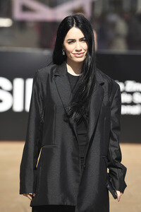 Ankunft von Lali Espósito auf dem San Sebastian International Film Festival 2025