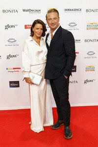 Goldene Bild der Frau 2025 in Hamburg