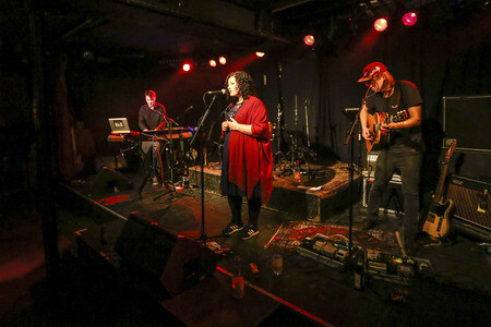 Konzert von Anna Naklab in Dresden