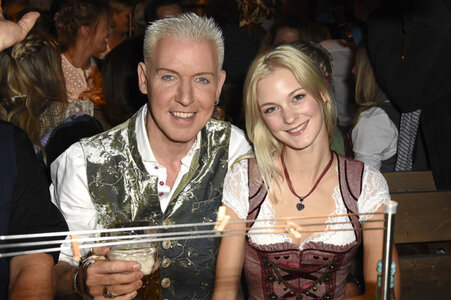 Oktoberfest 2017 Eröffnungsabend in der Käfer Wiesn-Schänke in München