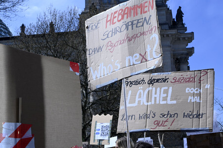 Großdemonstration von Psychotherapeuten gegen geplante Honorarkürzungen in Berlin